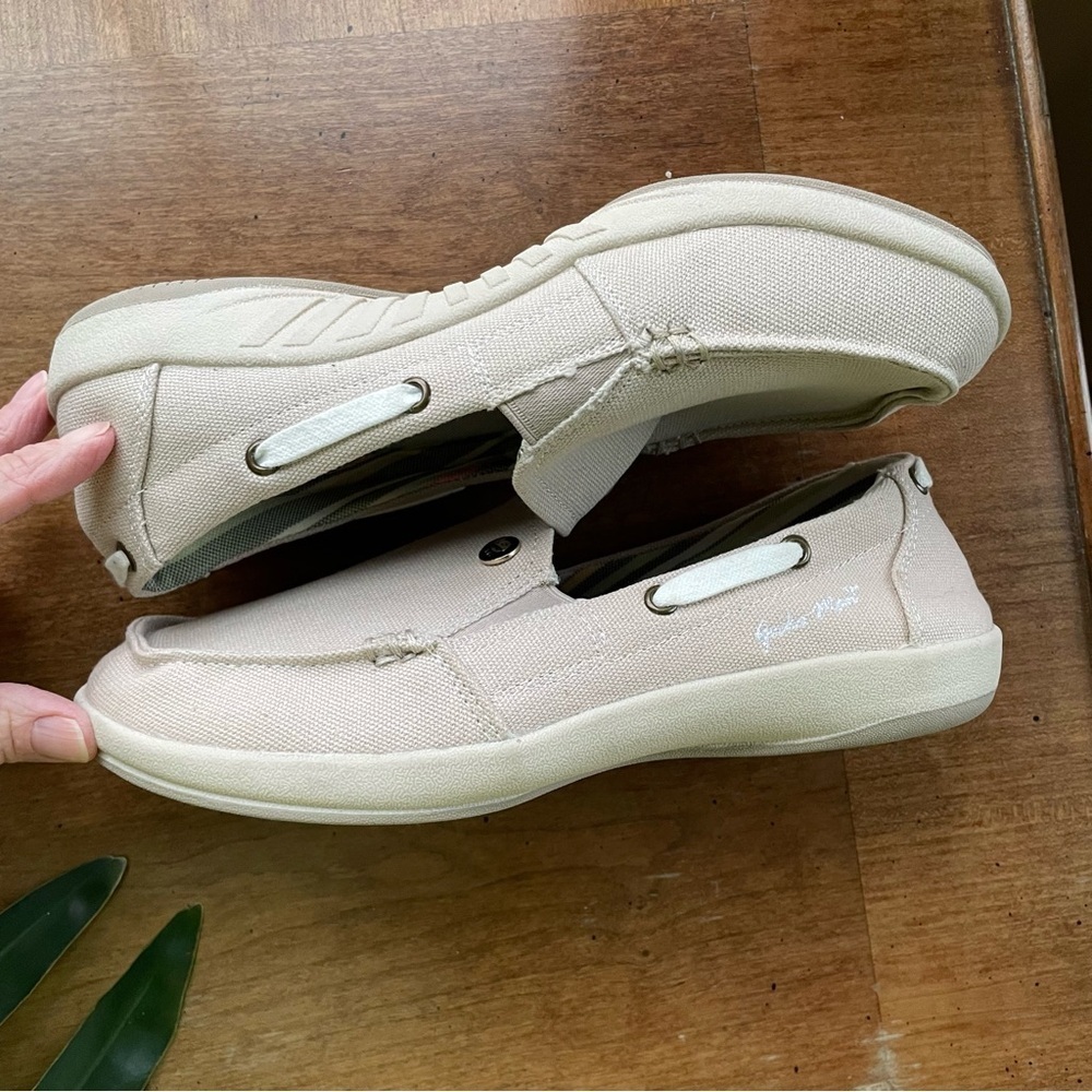 Gecko Man Women’s Canvas Loafer Comfort Shoes in Beige size 7.5 - Picture 6 of 14